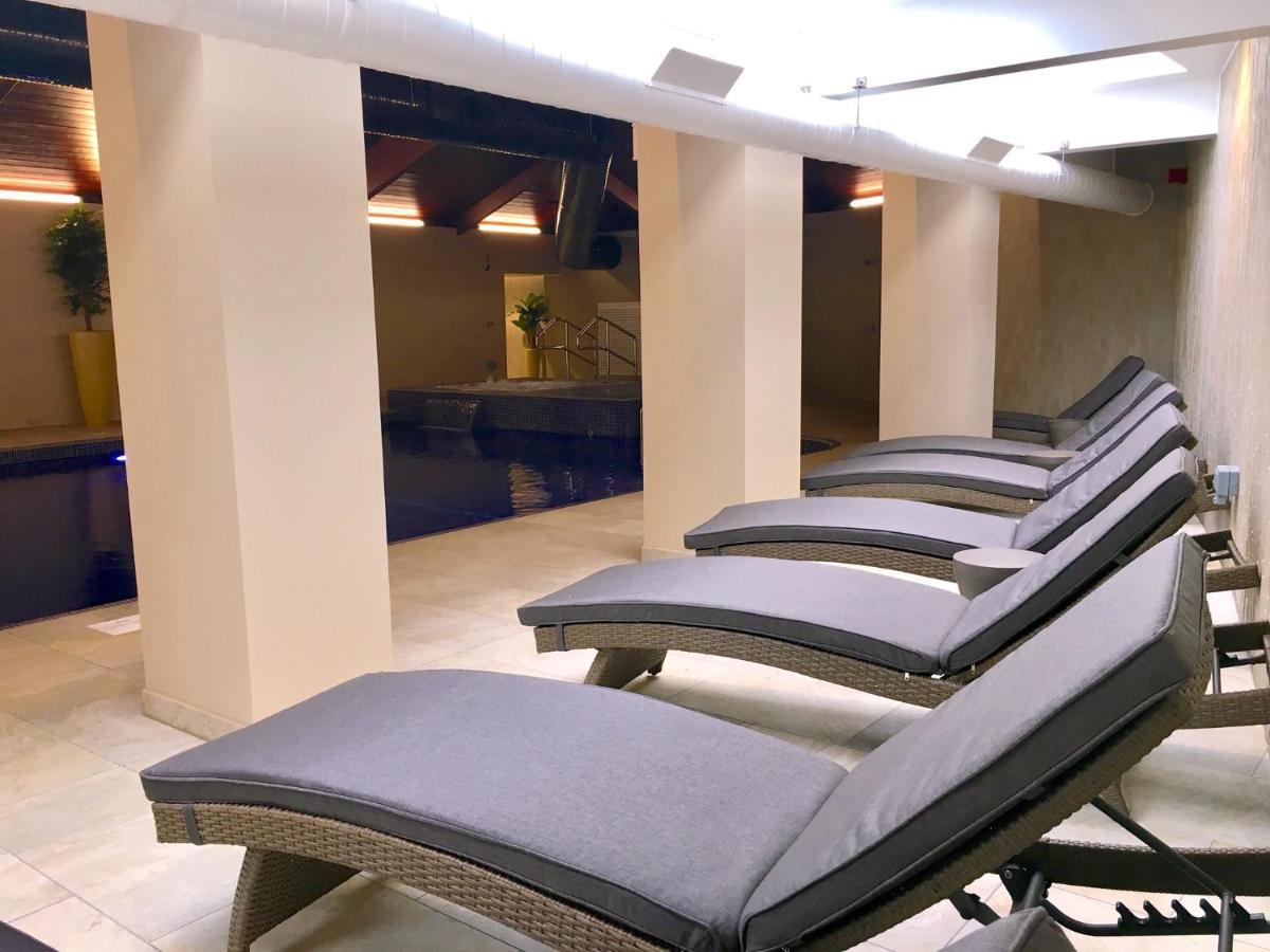 Lodge Nine For 6 With Hot Tub - Spa Resort In Devon Chudleigh Exteriör bild